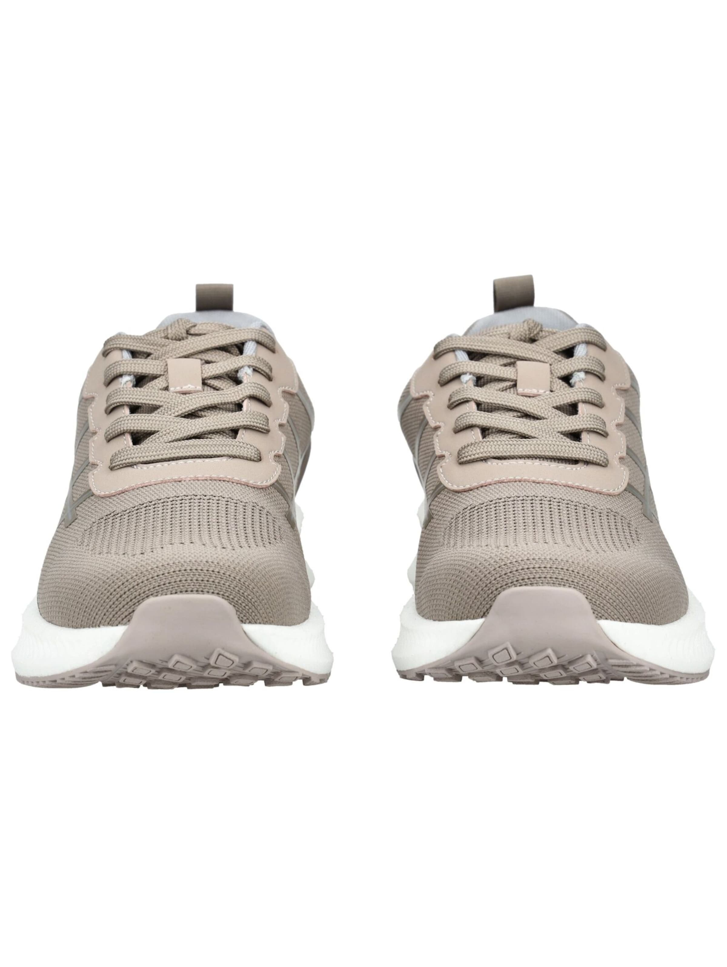 ARA Platform trainers in Beige