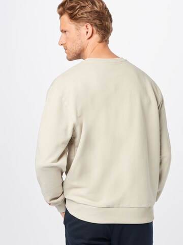 NEW ERA Sweatshirt 'Heritage' in Beige