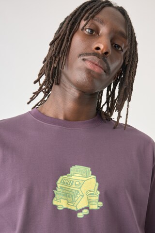 Cleptomanicx Shirt in Red