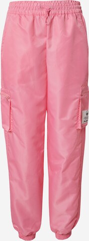 ADIDAS ORIGINALSTapered Cargo hlače 'Nylon Utility' - roza boja: prednji dio