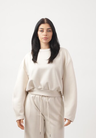 Elara Sweatshirt in Beige