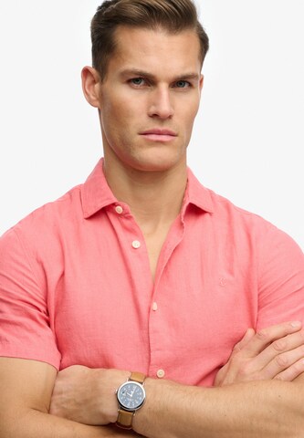 Fit confort Chemise 'Riviera' Superdry & Co en rouge