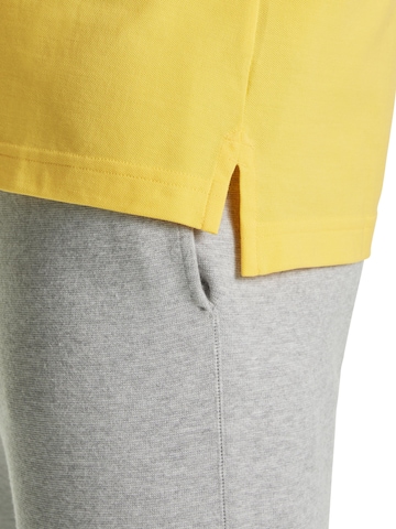 FALKE Shirt 'Essential' in Yellow