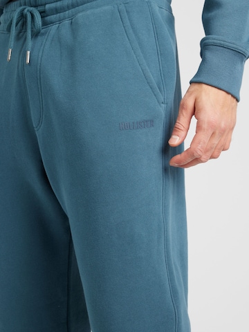 HOLLISTER - Tapered Pantalón en verde