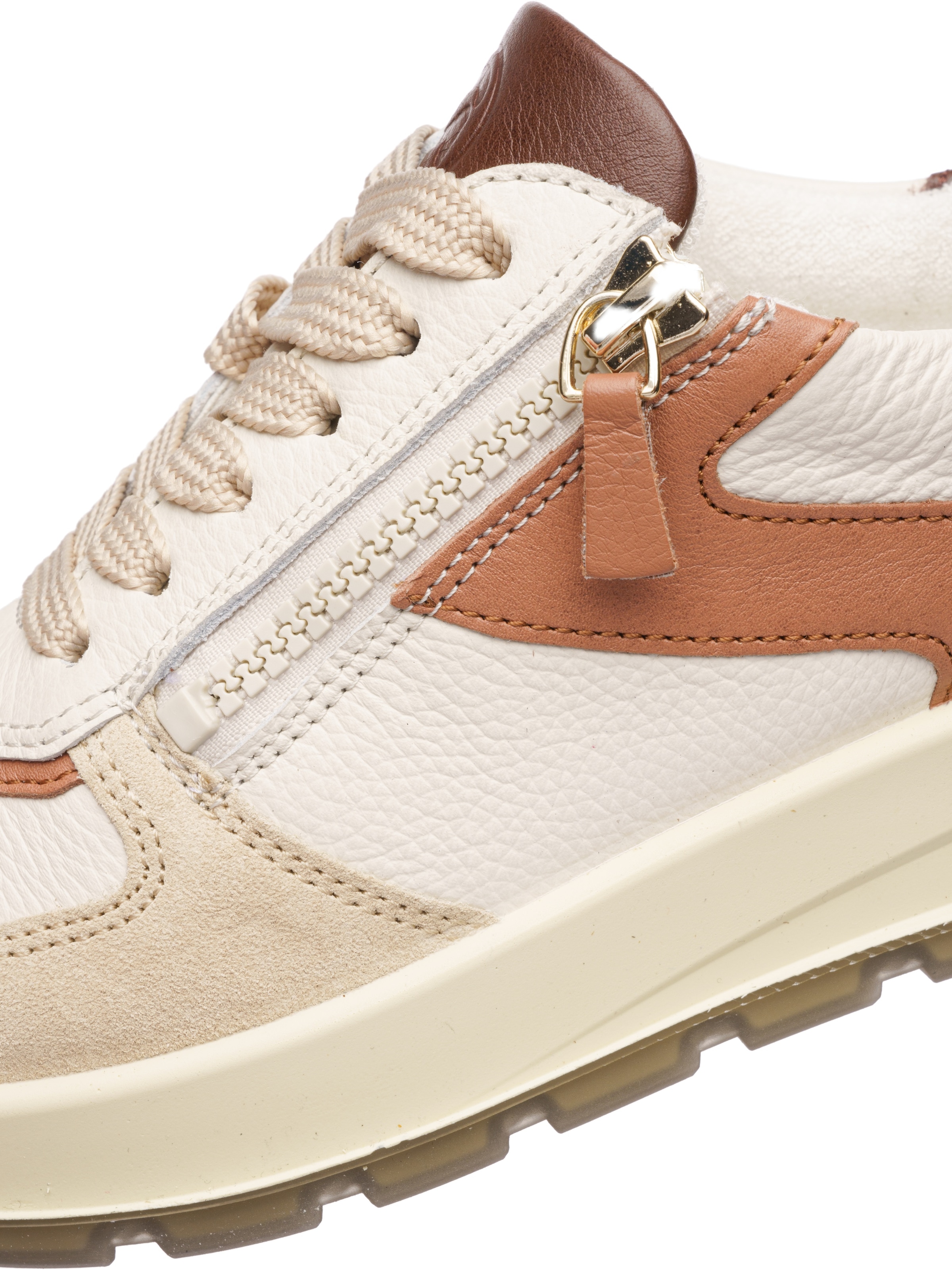 ARA Sneakers in Beige