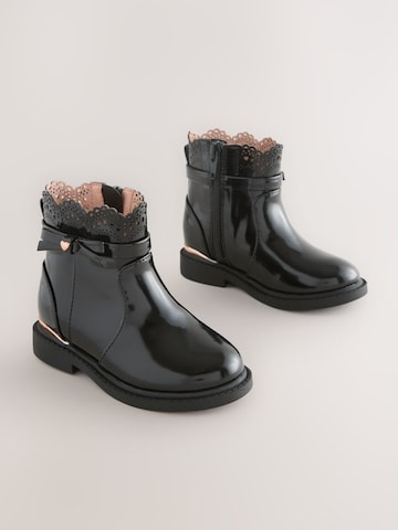 Next Low shoe in Black