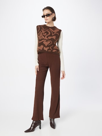 NLY by Nelly Regular Trousers in Brown
