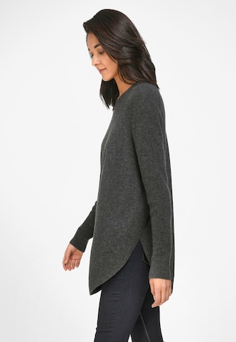 Pull-over include en gris