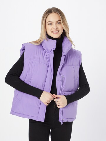 Gilet TOM TAILOR DENIM en violet : devant