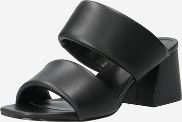 STEVE MADDEN Mules 'Delani' in Black: front