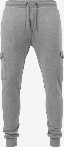 Urban Classics Cargo Pants in Grey: front