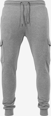 Urban Classics Cargo Pants in Grey: front