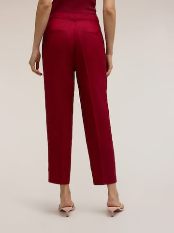 Coupe slim Pantalon MOTIVI en rouge