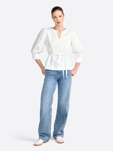 Chemisier Rich & Royal en blanc