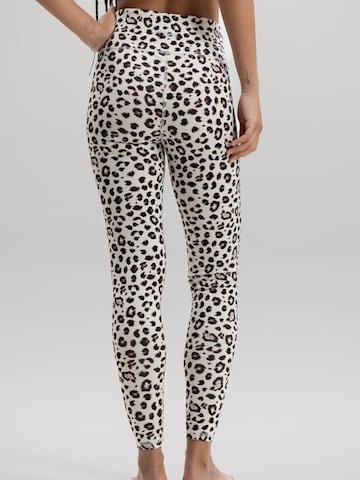 Hey Honey Skinny Leggings 'Cropped' in Beige