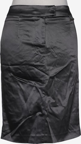 John Galliano Rock XS in Grau: Vorderseite