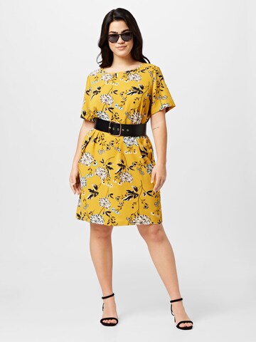 ONLY Carmakoma - Vestido 'LUXMIE' em amarelo