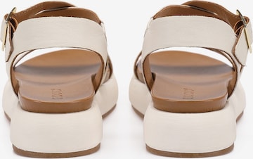 INUOVO Sandale in Beige