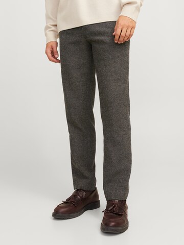 Slimfit Pantaloni con piega frontale 'JPRWinter' di JACK & JONES in marrone: frontale