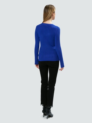 Influencer Sweater ' Fancy' in Blue