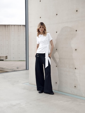 I want the moon Shirt 'ELEVATE_ Zoe' in Wit
