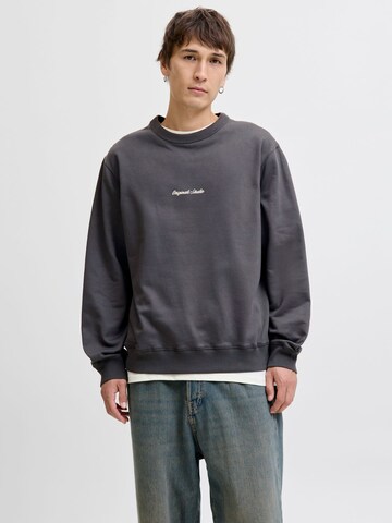 Sweat-shirt 'JORNorrebro' JACK & JONES en gris : devant