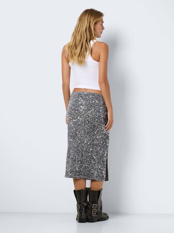 Noisy may Skirt 'NMMIA' in Silver