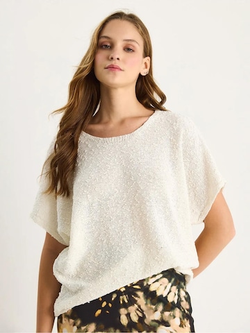 Maglietta di Bianco Lucci in bianco