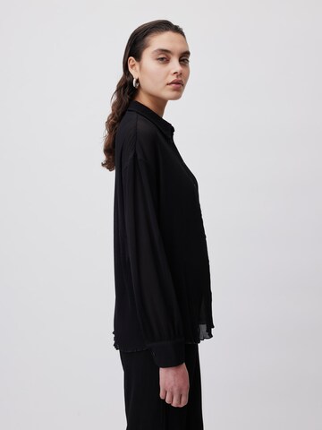 Camicia da donna 'Aileen' di LeGer by Lena Gercke in nero: lato