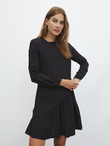 EDITED - Vestido 'Dilara' em preto: frente