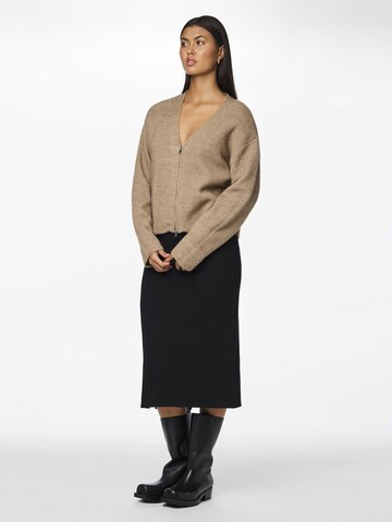 Cardigan 'NIKO' PIECES en beige