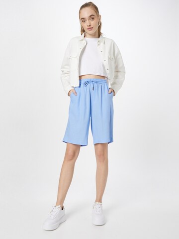 Cream Loosefit Shorts 'CR Venta' in Blau