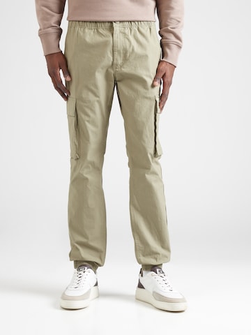 Calvin Klein Jeans Tapered Cargo Pants in Grey: front