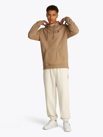 Tommy Jeans Свитшот в Коричневый