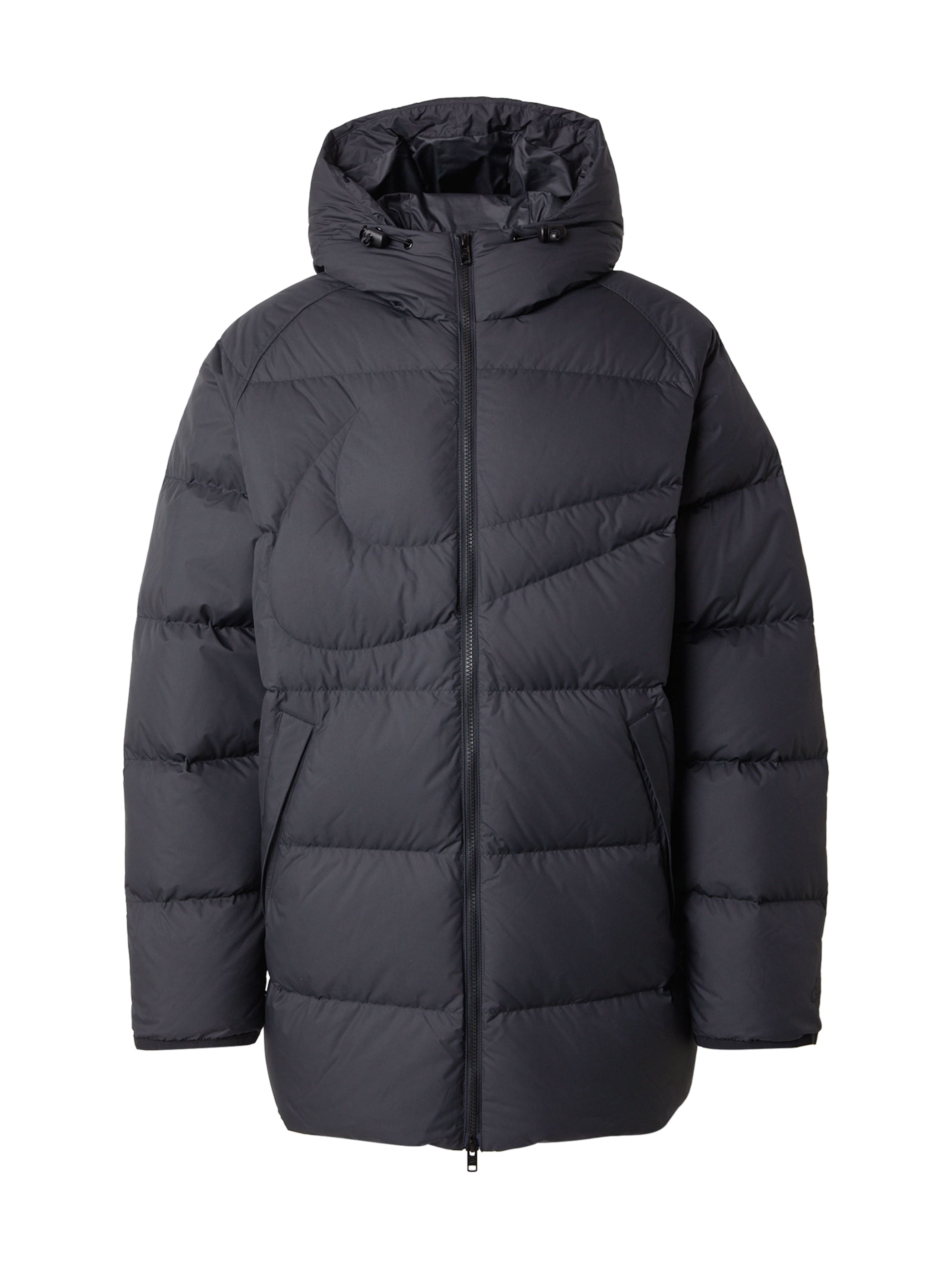 Geacă de iarnă 'CLUB' de la Nike Sportswear pe negru: față