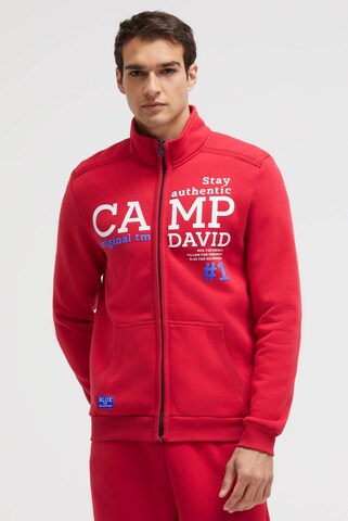 CAMP DAVID Zip-Up Hoodie in Red: front