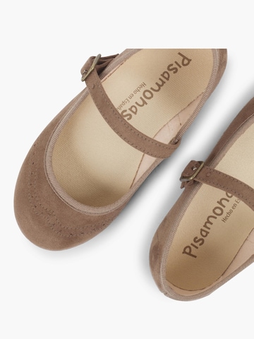 Pisamonas - Bailarina en gris