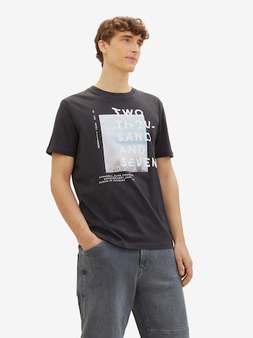 T-Shirt TOM TAILOR DENIM en gris : devant