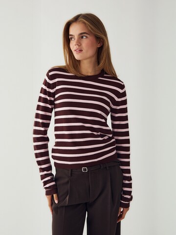 Noella Pullover ' N-Muna ' i brun: forside
