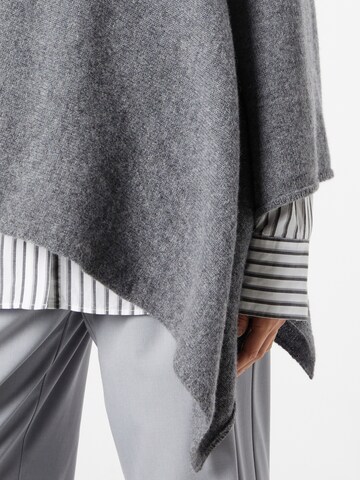Cape UNITED COLORS OF BENETTON en gris