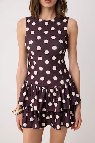 Rochie de la Trendyol pe maro