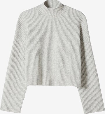 Bershka Sweater in Grey: front