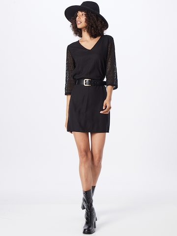 Rochie 'MIA' de la VERO MODA pe negru