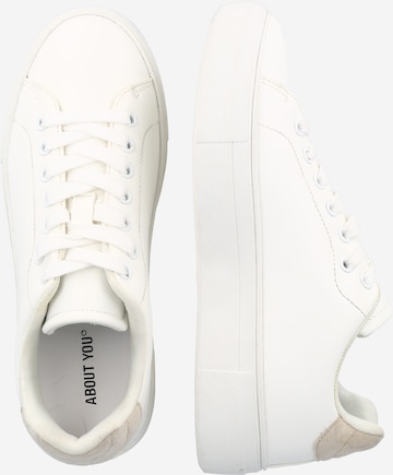 ABOUT YOU Sneakers 'Linda' in White