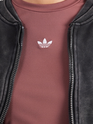 ADIDAS ORIGINALS Tričko 'ESS' - Hnedá