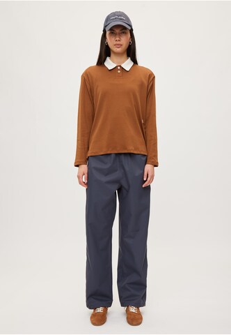 rethinkit studios Shirt 'Elevate' in Bruin