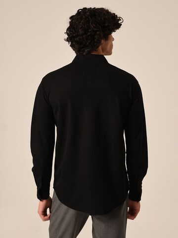 Antioch Shirt in Schwarz