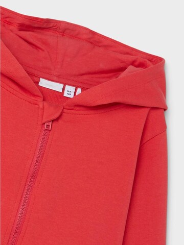 NAME IT - Sudadera con cremallera en rojo