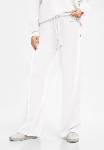 Frieda & Freddies Loose fit Pants in White: front