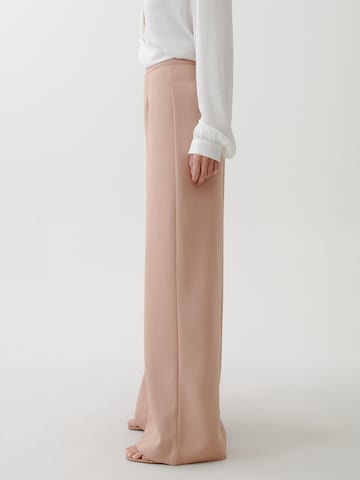 Wide leg Pantaloni 'HOLLY' di Tussah in beige: dietro